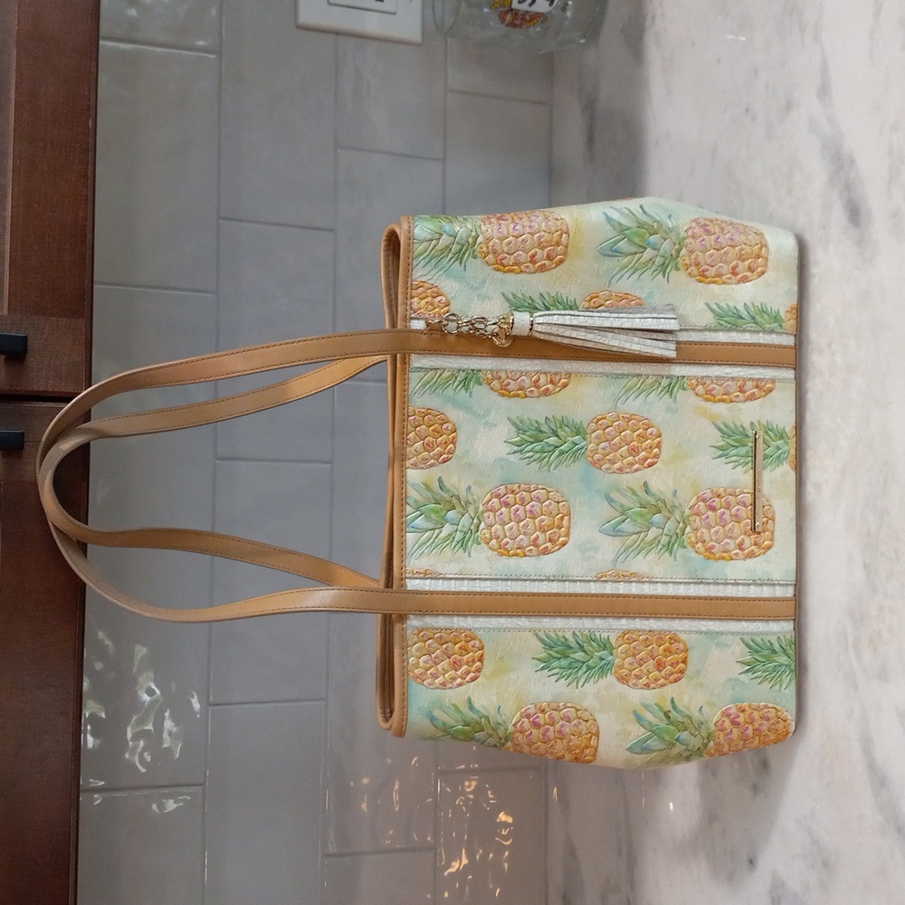 Shoulder Tote